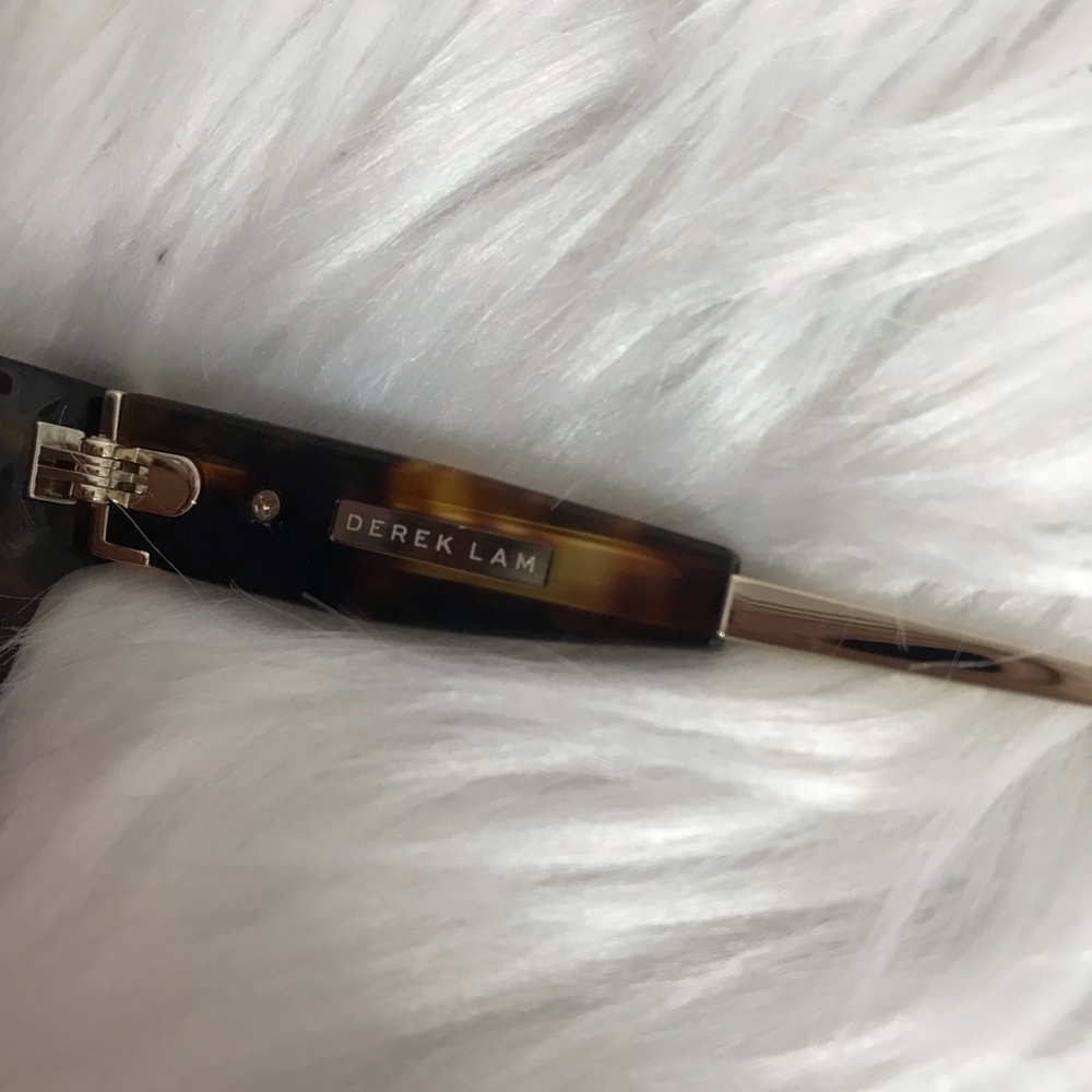 Derek Lam Natalie Cloud Tortoise Retro Sunglasses - Picture 15 of 16